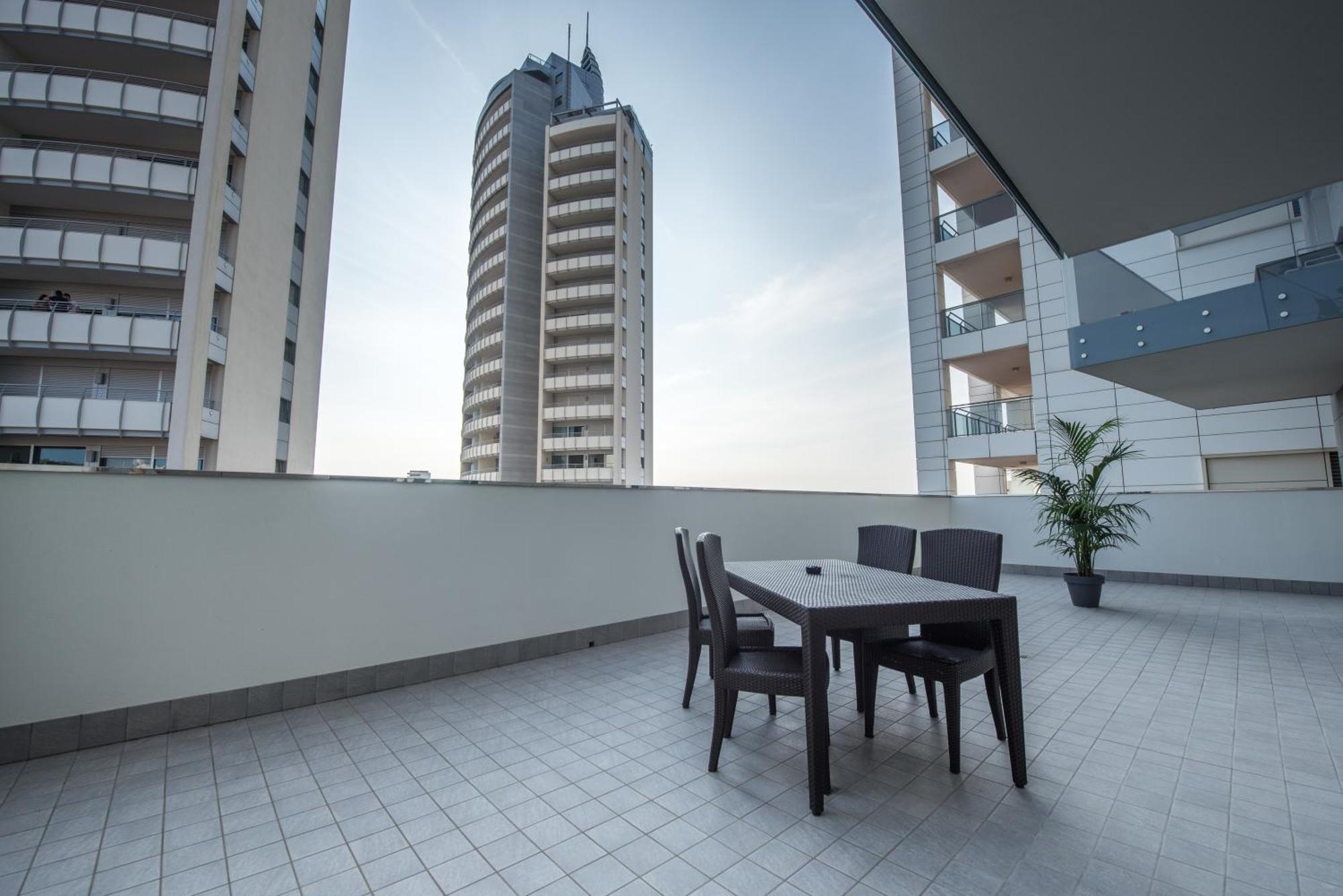 Hesperia Hotel & Residence Τζεσόλο Λίντο Εξωτερικό φωτογραφία