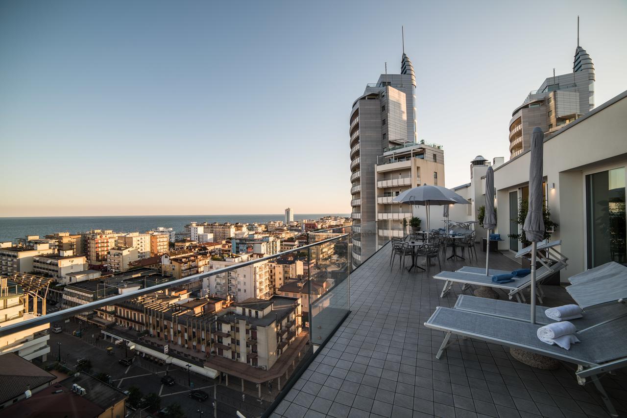 Hesperia Hotel & Residence Τζεσόλο Λίντο Εξωτερικό φωτογραφία